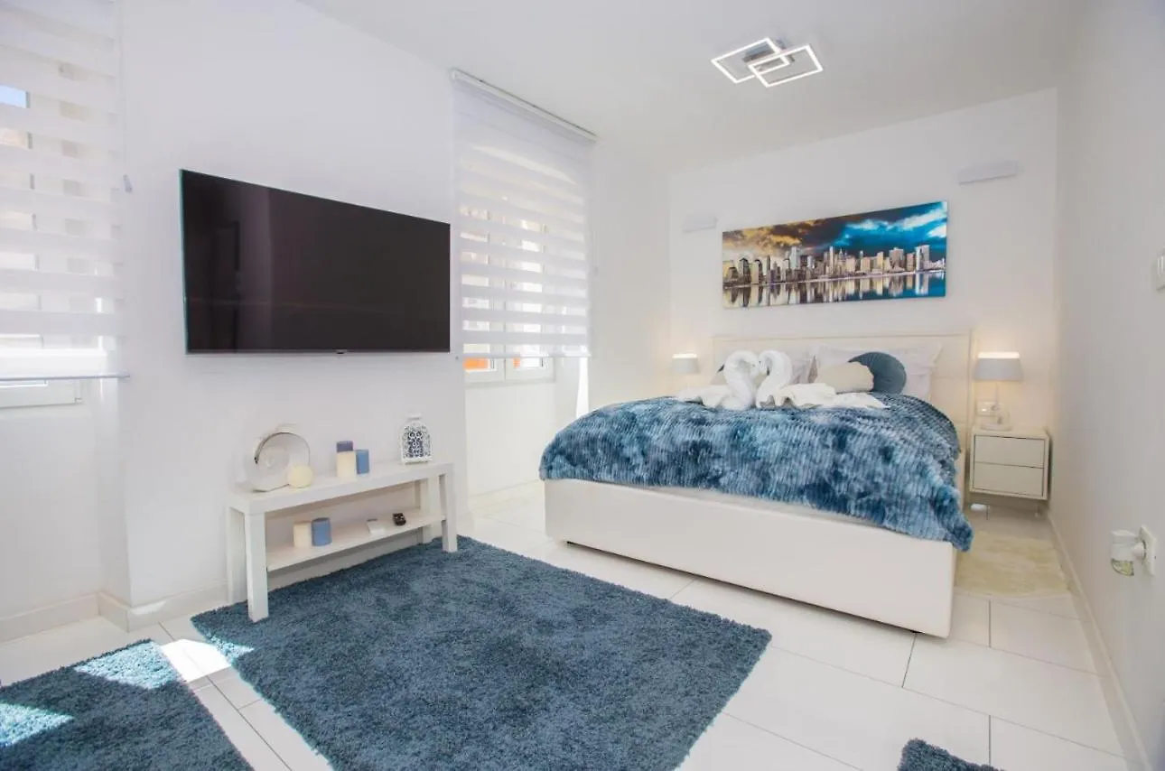 Selma Studio Apartment location