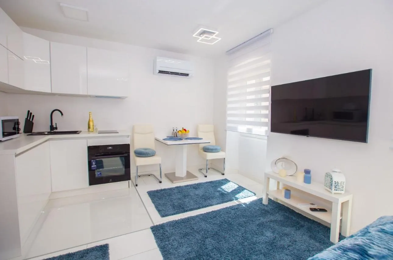 Selma Studio Apartment Porec Croatia