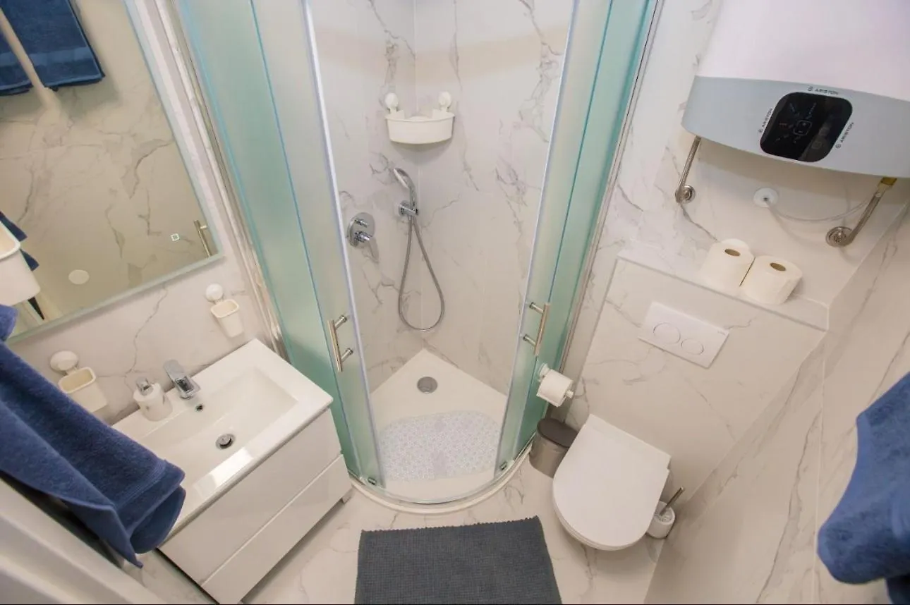 Selma Studio Apartment Porec 0*,